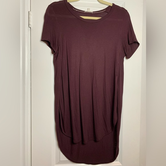 Wilfred High Low T-Shirt - Colour: Wine Burgundy, Size: S - Picture 1 of 7